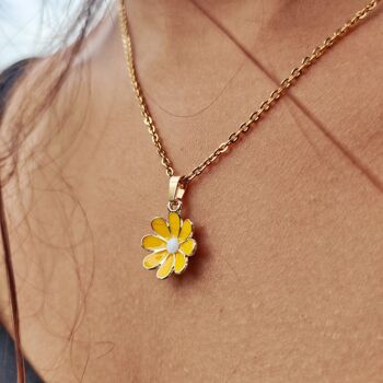 Collier d'été coloré jaune Indie Boho Daisy Floral Sunflower Charms 2