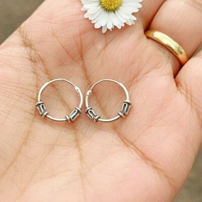 Boucles d'oreilles en argent sterling oxydé filaire Minimal Tribal Bali Hoop