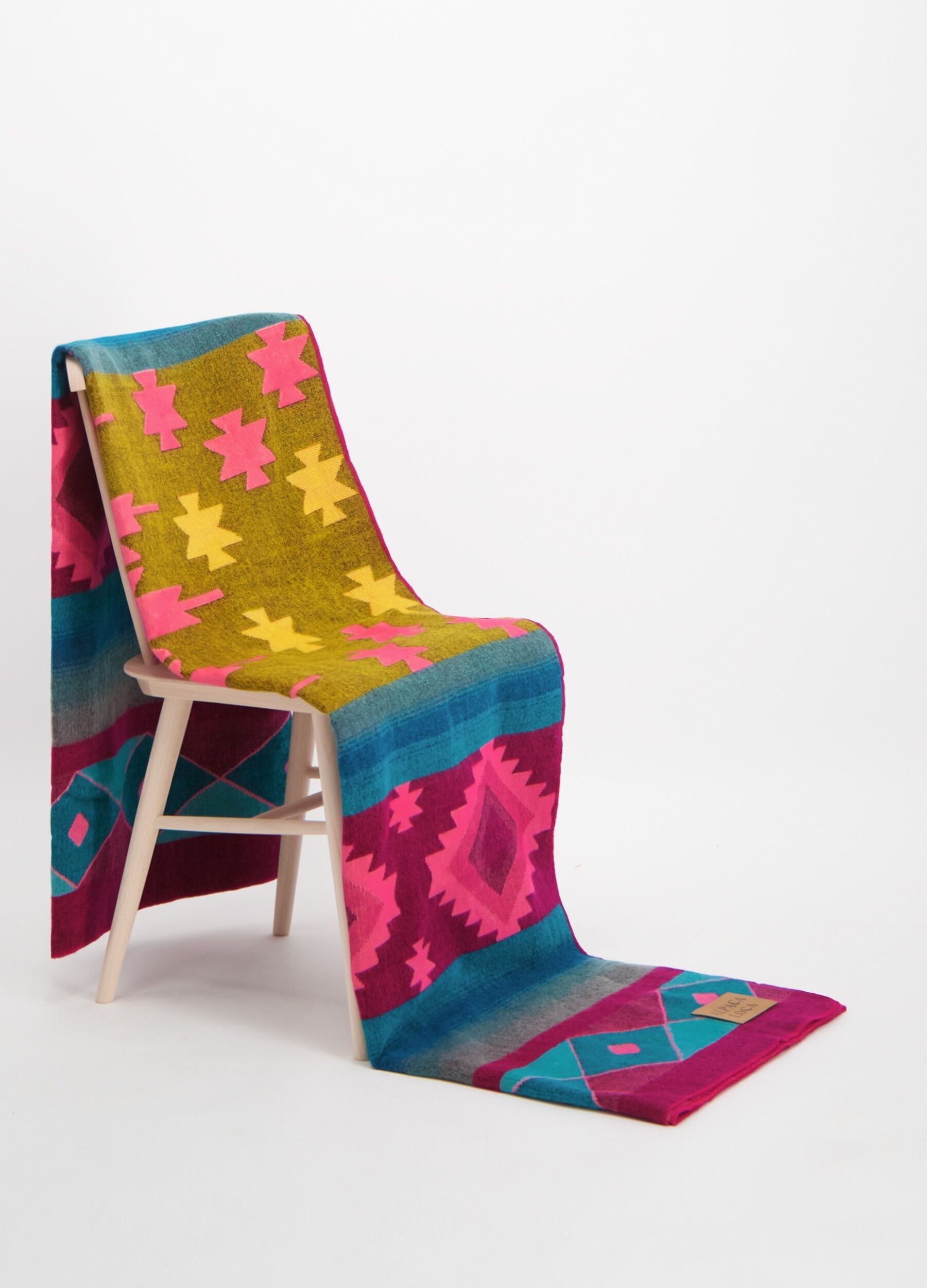 Plaid rose indigène