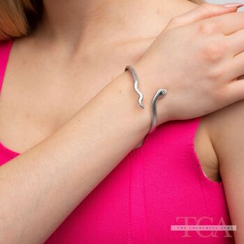 Bracelet jonc ouvert en forme de serpent en acier inoxydable plaqué or 4