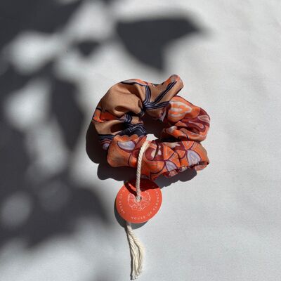 Scrunchie - Flores Retro - Reciclado