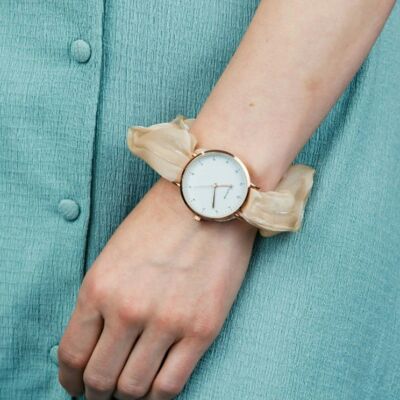 Reloj de pulsera con correa elástica para mujer, color blanco roto, hecho a mano