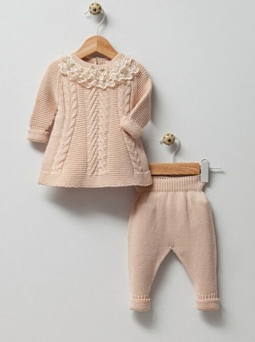 Organic Cotton 0-9 M Baby Girl Set with Lace Collar