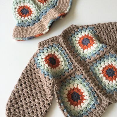 Cárdigan y Gorro Bebé Vintage de Algodón Orgánico Hecho a Mano