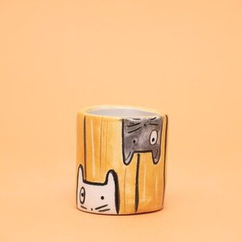 Petit planteur de chat en céramique moutarde fait à la main : Collection Lois et Lis 9