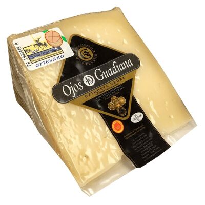 Queso manchego D.o., leche cruda, etiqueta negra 12 meses Ojos del Guadiana