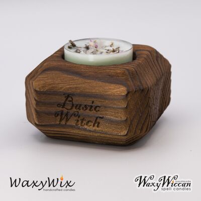 Kerzenhalter für Hexen. Handgefertigter gravierter Wiccan Teelichthalter aus Holz. Teelichthalter für Ritualkerzen.