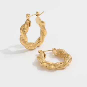 Jonquille - Twisted Huggy Hoops 6