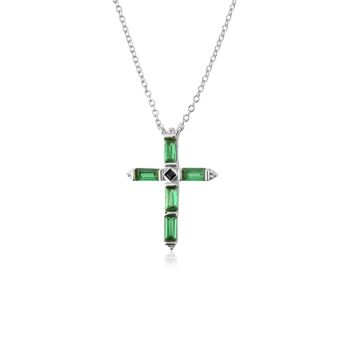 Cyzarine - Collier pendentif croix en cristal baguette 10