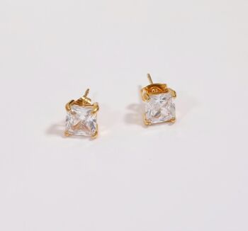 Kira - Clous d'oreilles taille diamant 1
