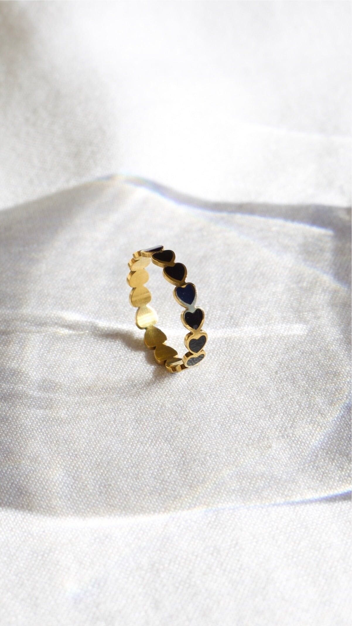 Konstantine - Dainty Eternity Black Enamel Heart to Heart Band Ring