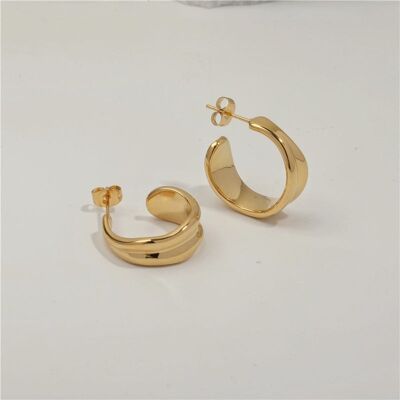 Vitenka - Textured Uneven Hoop Earrings