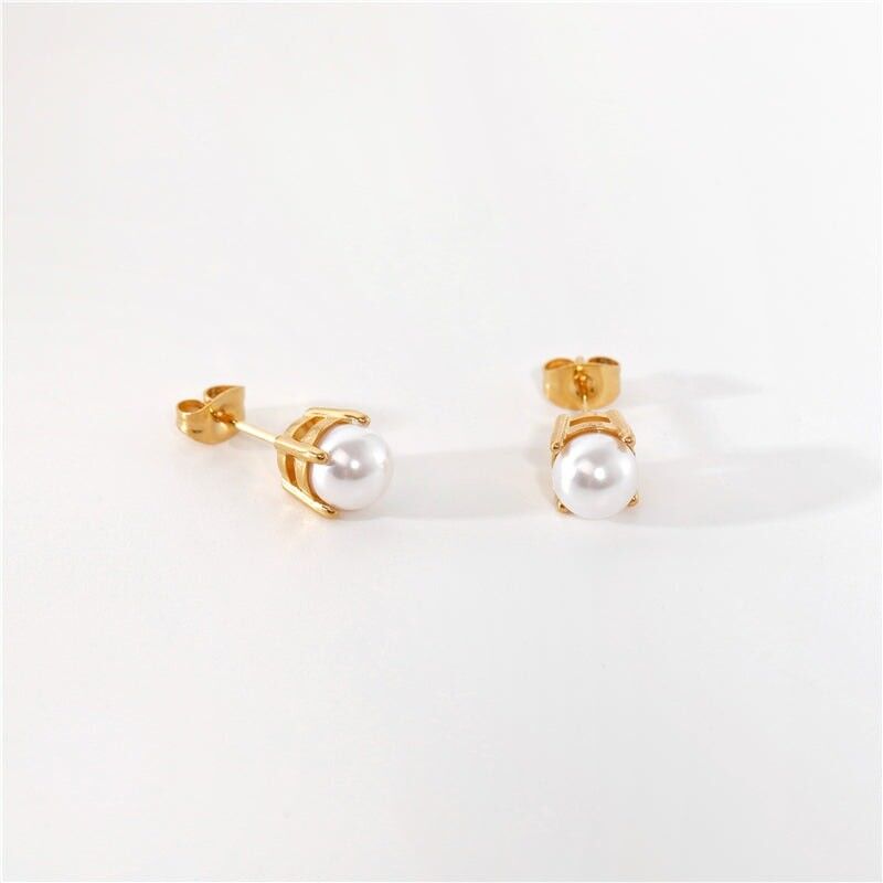 Adona - Classic White Pearl Studs
