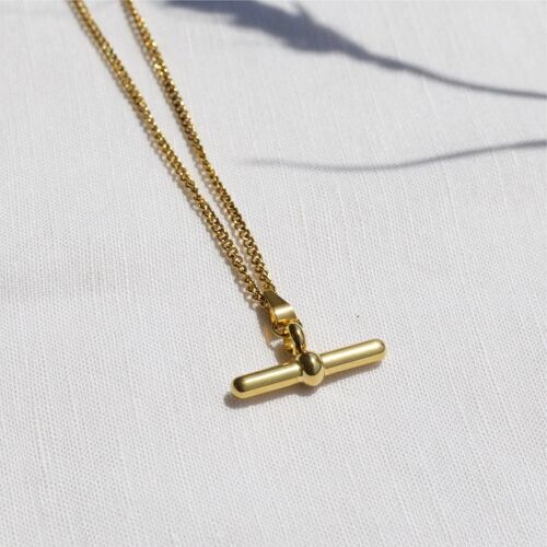 Tahzai - T-Bar Pendant Necklace Gold