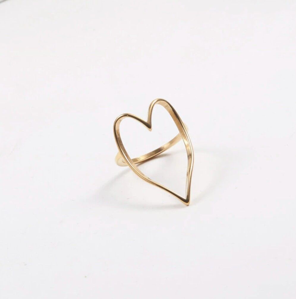 Lovestruck -  Statement Open Heart Ring