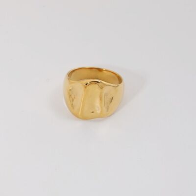 Filip - Wide Hammered Concave Gold Ring