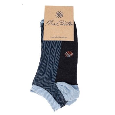 Miss Black-Light Blue Spike Ankle Socks