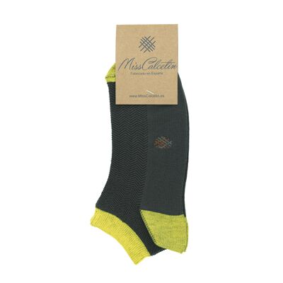 Miss Black-Daisy Spike Ankle Socks