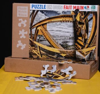 Puzzle en bois La Grue Jaune - Michele Wilson 1