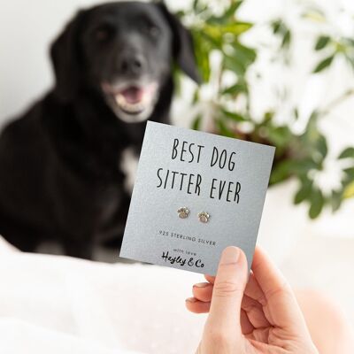 Pendientes de plata de ley con estampado de pata de Best Dog Sitter