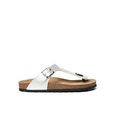 BLANCA thong sandal in white eco-leather for women. Supplier code MD2127