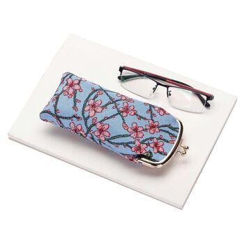 Fleur d'amandier et hirondelle sous licence V&A - Pochette à lunettes 6