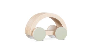 Voiture minimaliste en bois, cercles verts 1