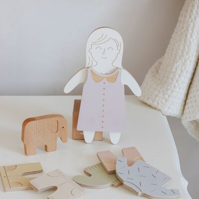 Muñeca magnética Emma con ropa, juguete de madera