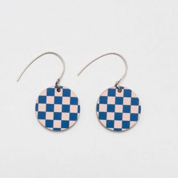 Boucles d'oreilles en bois d'échecs Bleu/Rose pâle 2