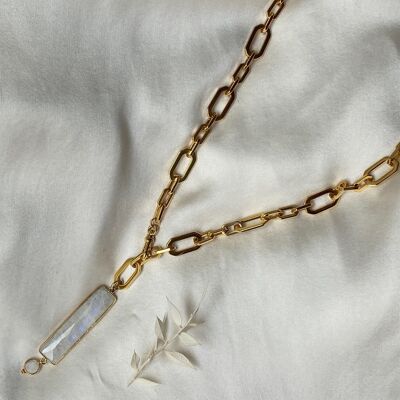 La Muette necklace - gold plated chain and white labradorite