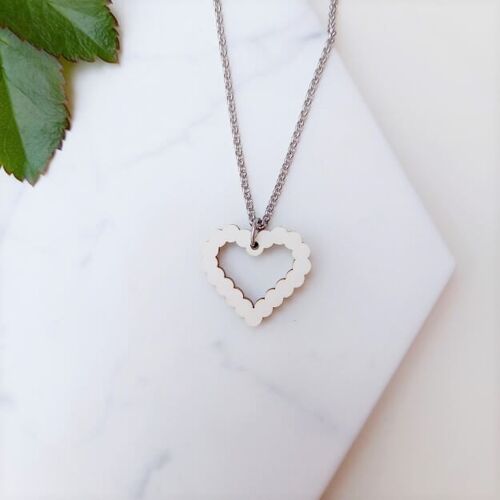 Bubble Heart Wooden Necklace White