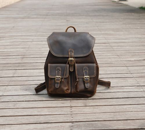 Front Pockets Vintage Look Leather Backpack