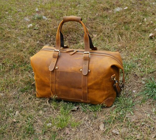 Genuine Leather Weekend Bag With Leather Straps Detail
