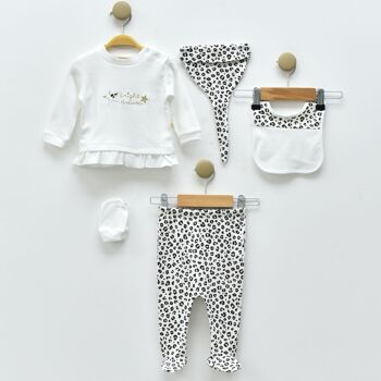 Coffret cadeau bébé fille nouveau-né léopard dans un style élégant-5 pièces 2