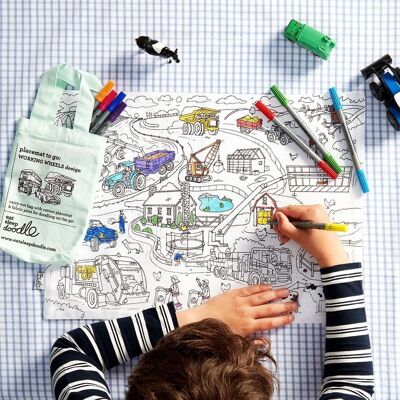 Colour In Cars, Trucks & Tractors Placemat Regalo sostenibile per bambini