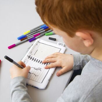 Trousse à crayons à colorier en forme de dinosaure Cadeau durable pour enfants 3