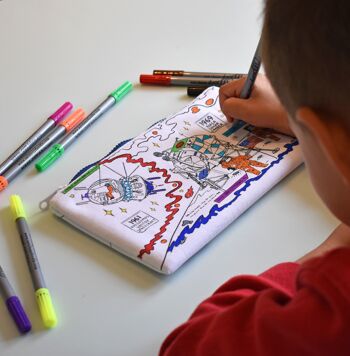 Color In Space Trousse à crayons Cadeau durable pour enfants 3