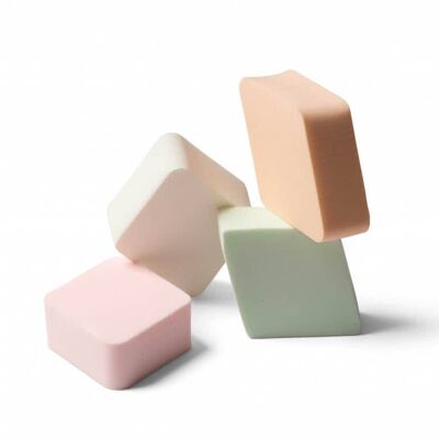 Set of 4 Triangle Makeup Sponges