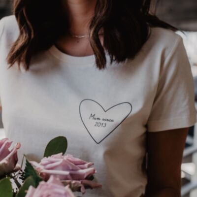 Beigefarbenes Damen-T-Shirt „Mein Herz“.