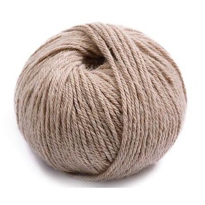 Ball of wool alpaca beige peach