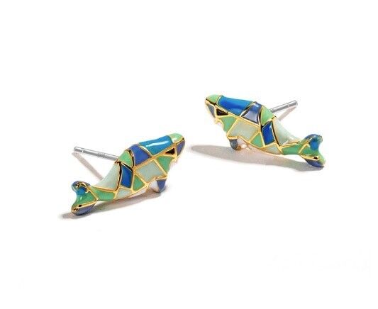 Simpatici orecchini a forma di balena placcati in oro smaltati fatti a mano, senza clip per le orecchie forate