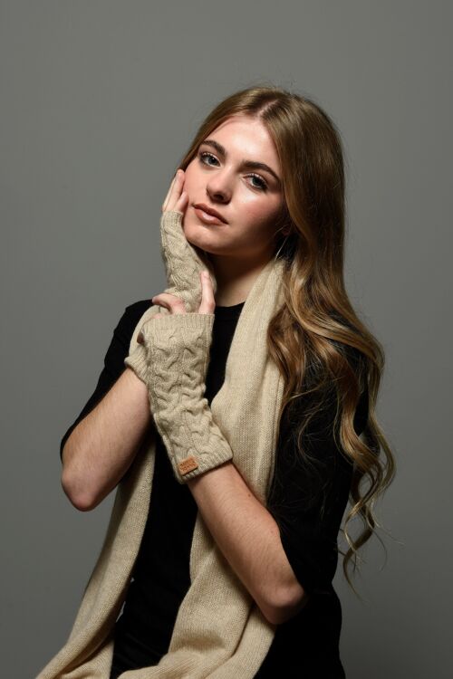 "Anou" Fingerless Cashmere Gloves