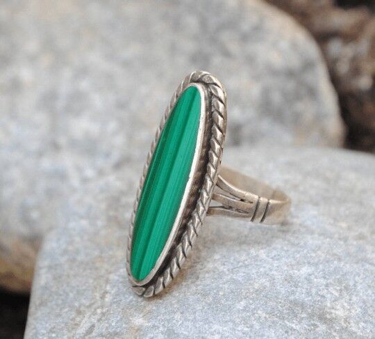 Vintage silver hot sale malachite ring