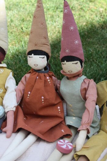 Lot de 12 poupées en tissu - Les Elfes voyageurs 12