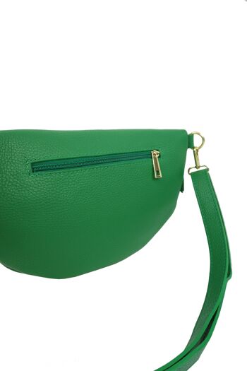 Grand sac banane en cuir Vert Anaé 4