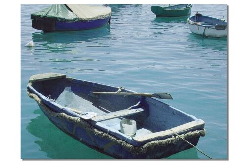 Wandbild: Blaues Boot im blauen Meer 2 - Querformat 4:3 - viele Größen & Materialien – Exklusives Fotokunst-Motiv als Leinwandbild oder Acrylglasbild zur Wand-Dekoration