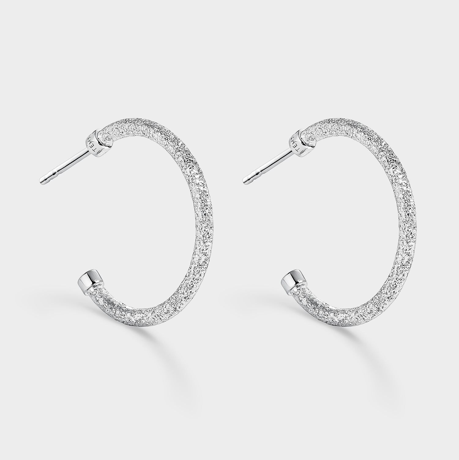 Orecchini a cerchio 25 mm trama lucida