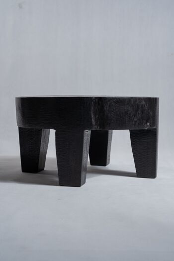 Coffee table, table basse quadripode en bois massif monoxyle noir H:39,5cm D:68cm 1