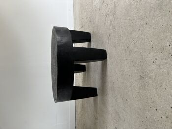 Coffee table, table basse quadripode en bois massif monoxyle noir H:39,5cm D:68cm 4
