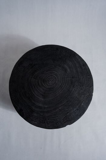 Coffee table, table basse quadripode en bois massif monoxyle noir H:39,5cm D:68cm 28